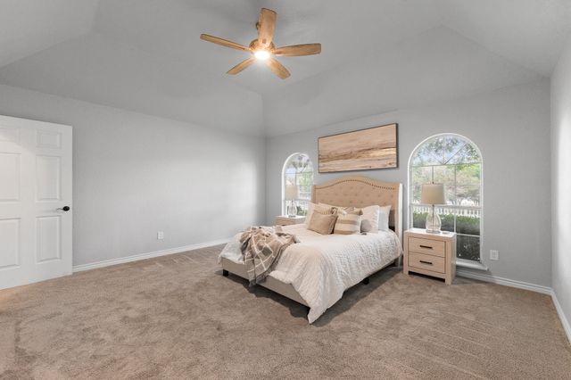 639 S Rough Creek Court, Granbury, TX 76048