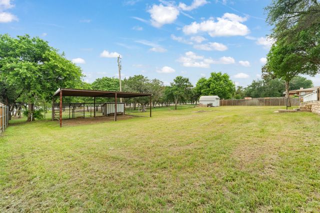 639 S Rough Creek Court, Granbury, TX 76048