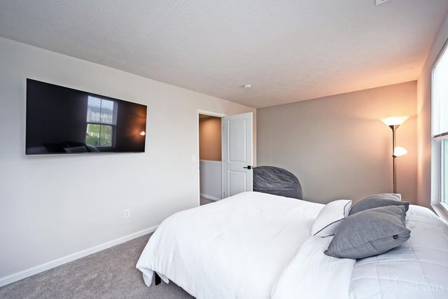 5021 Sullivans Ridge Drive, Morrow, OH 45152