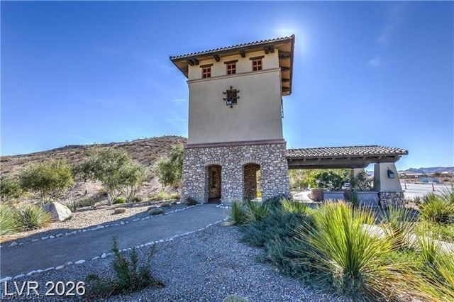 10283 Eve Springs Street, Las Vegas, NV 89178