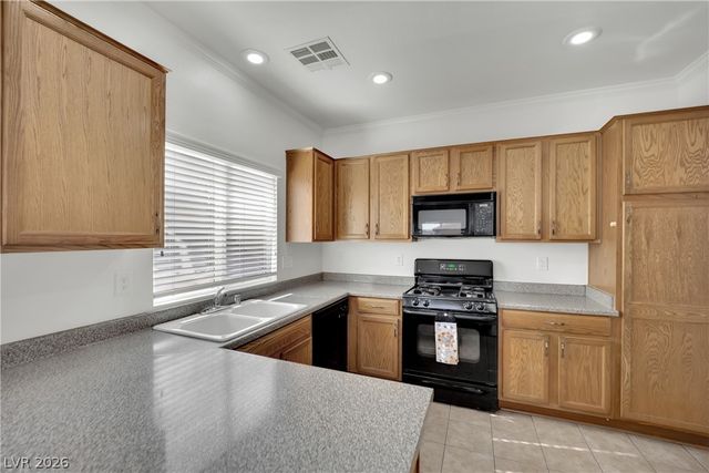 10283 Eve Springs Street, Las Vegas, NV 89178