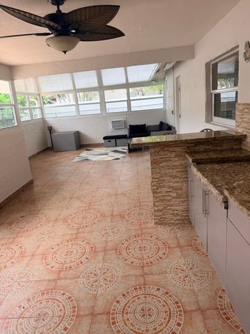 2601 W CARANDIS Road, West Palm Beach, FL 33406