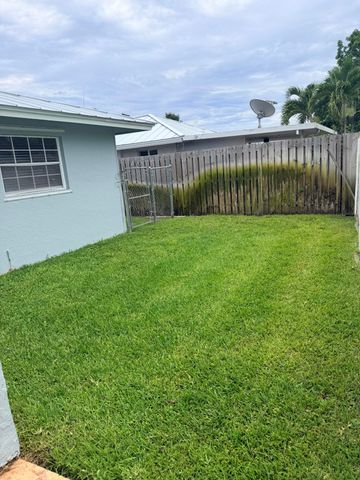2601 W CARANDIS Road, West Palm Beach, FL 33406