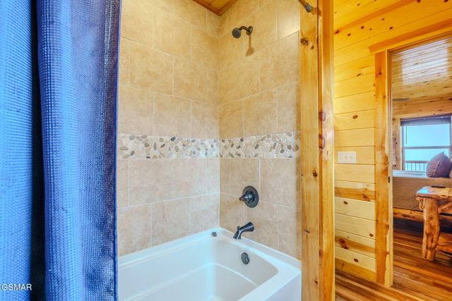 685 Shell Mountain Road, Sevierville, TN 37876