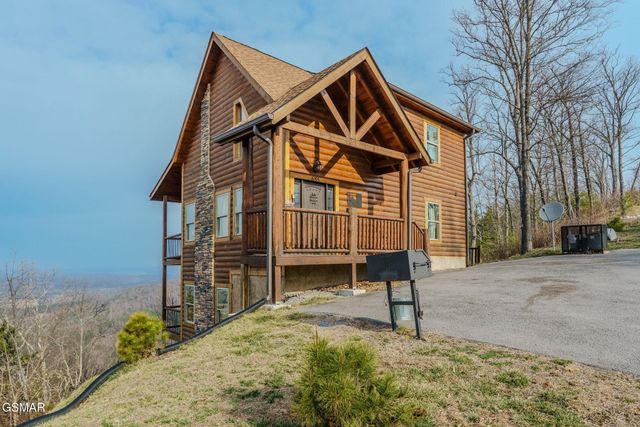 685 Shell Mountain Road, Sevierville, TN 37876