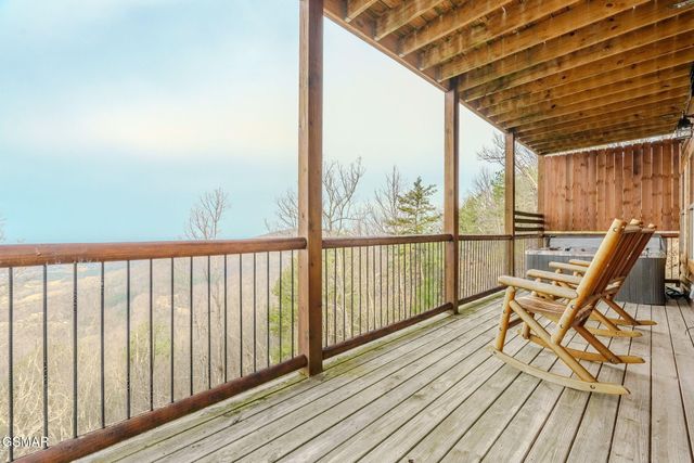 685 Shell Mountain Road, Sevierville, TN 37876