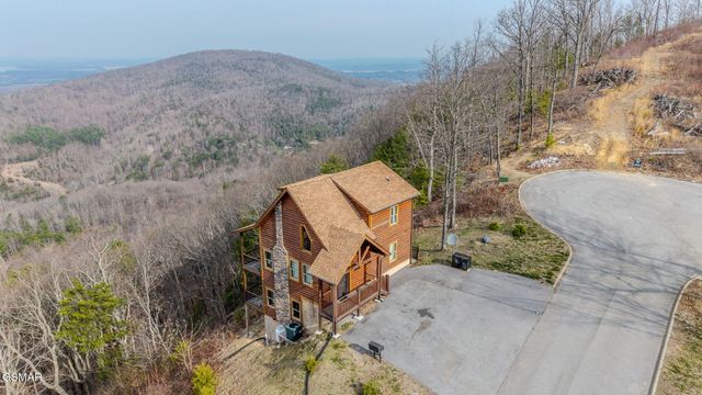 685 Shell Mountain Road, Sevierville, TN 37876