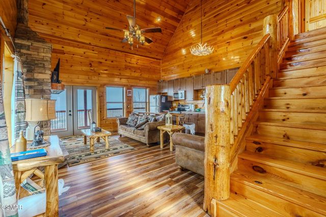 685 Shell Mountain Road, Sevierville, TN 37876