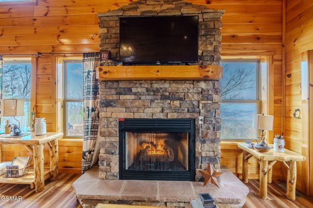 685 Shell Mountain Road, Sevierville, TN 37876