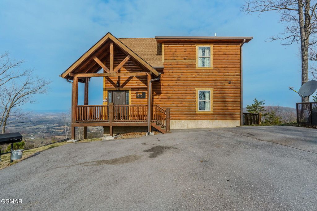 685 Shell Mountain Road, Sevierville, TN 37876