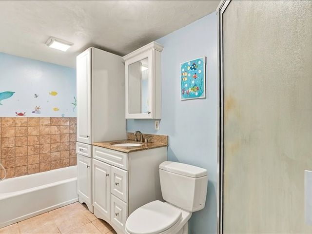 111 Packard St, Hudson, MA 01749