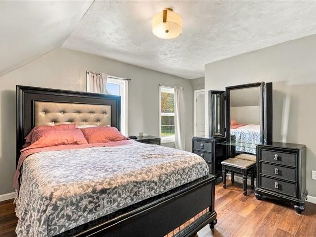 111 Packard St, Hudson, MA 01749