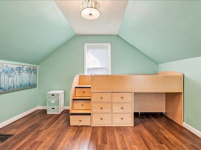 111 Packard St, Hudson, MA 01749