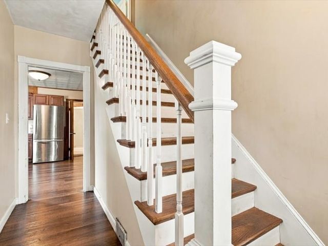 111 Packard St, Hudson, MA 01749