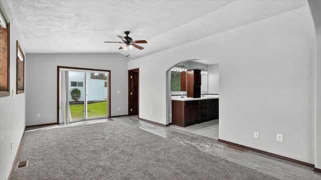 10810 E 35th Ave, Spokane Valley, WA 99206