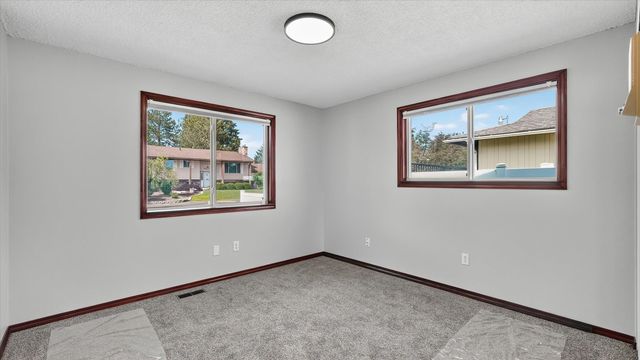 10810 E 35th Ave, Spokane Valley, WA 99206