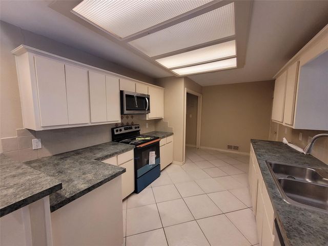 303 & 305 Shoreview Drive, Rockwall, TX 75087