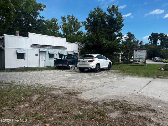 3521 Carolina Beach Road, Wilmington, NC 28412