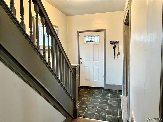 1129 Willow Avenue, Niagara Falls, NY 14305