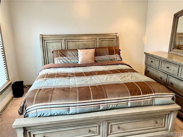 1129 Willow Avenue, Niagara Falls, NY 14305