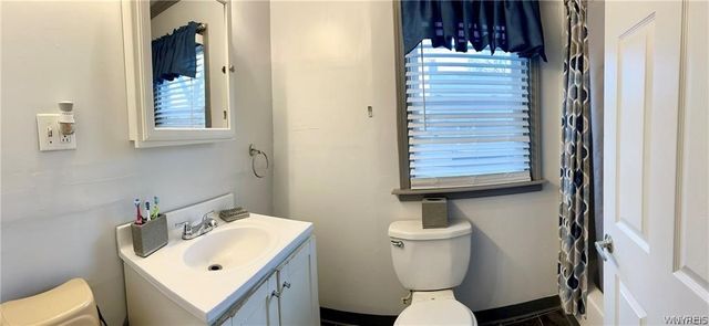 1129 Willow Avenue, Niagara Falls, NY 14305