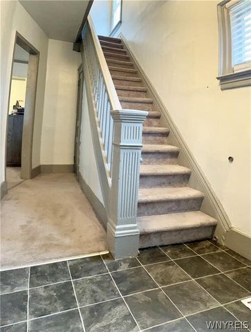 1129 Willow Avenue, Niagara Falls, NY 14305