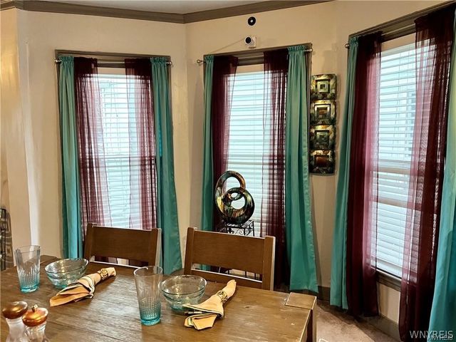 1129 Willow Avenue, Niagara Falls, NY 14305