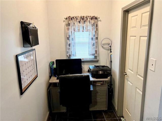 1129 Willow Avenue, Niagara Falls, NY 14305