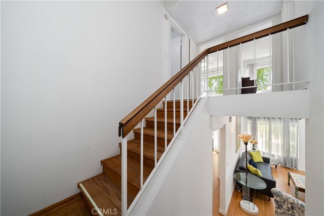 18515 Mayall D, Northridge, CA 91324