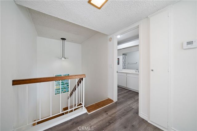 18515 Mayall D, Northridge, CA 91324