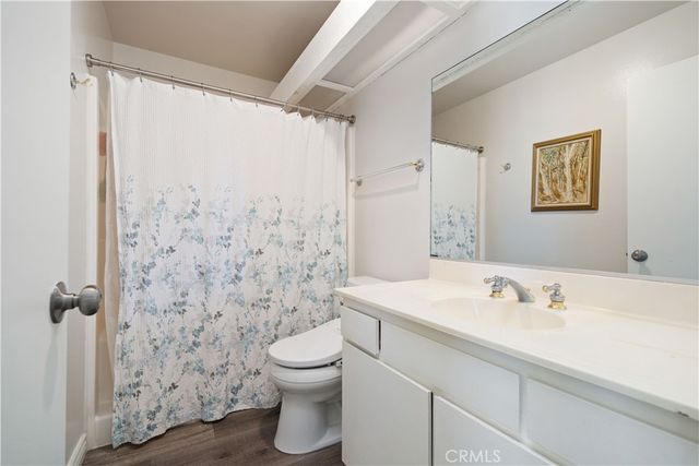 18515 Mayall D, Northridge, CA 91324