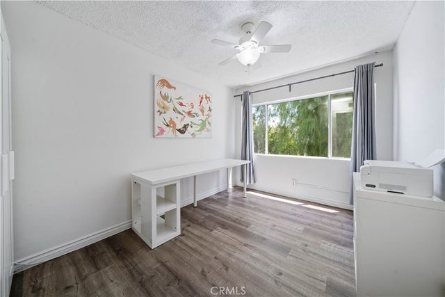 18515 Mayall D, Northridge, CA 91324