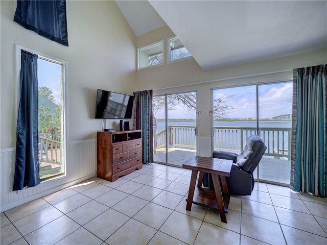 14300 Aloha St 104, Corpus Christi, TX 78418