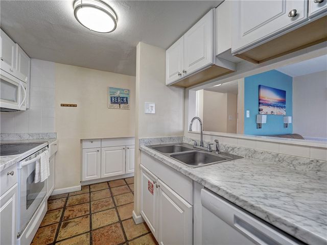 14300 Aloha St 104, Corpus Christi, TX 78418