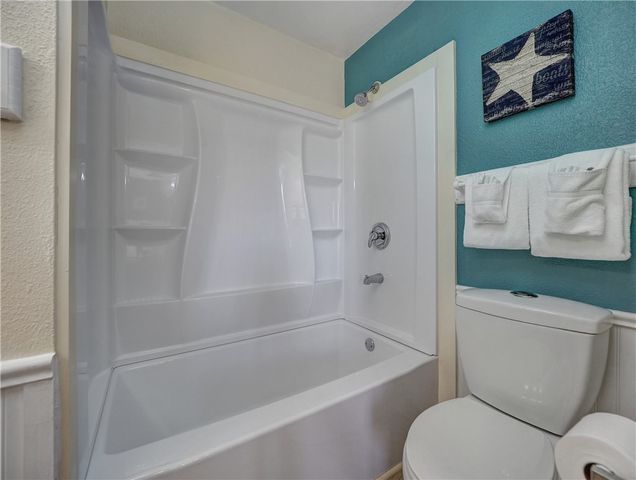 14300 Aloha St 104, Corpus Christi, TX 78418