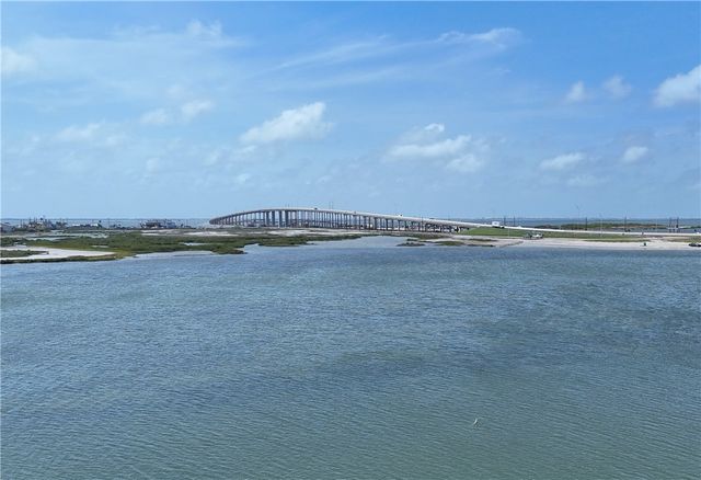 14300 Aloha St 104, Corpus Christi, TX 78418