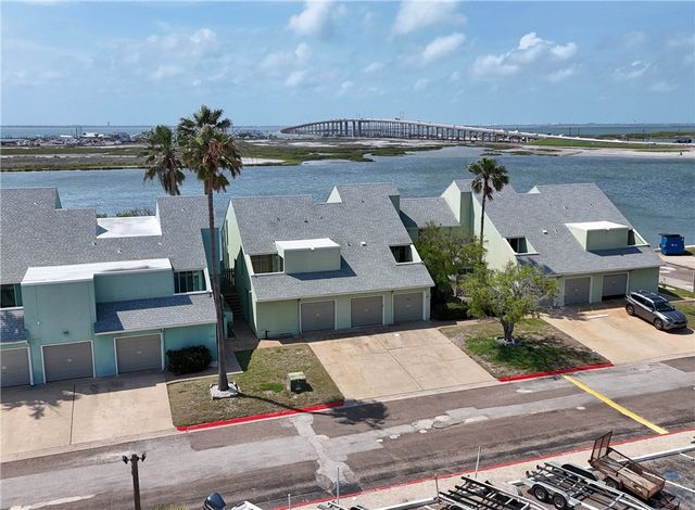 14300 Aloha St 104, Corpus Christi, TX 78418