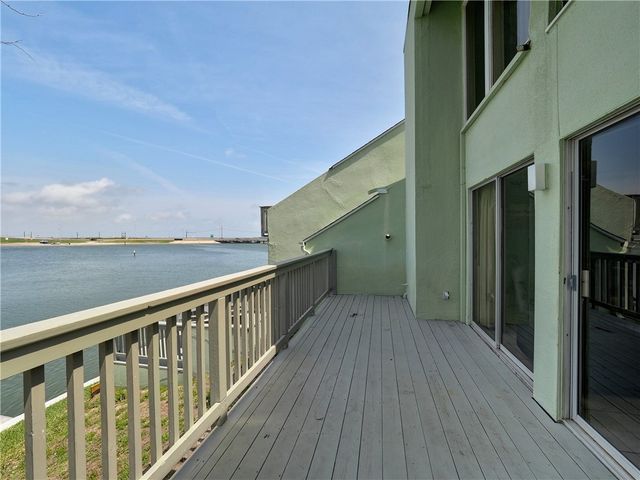 14300 Aloha St 104, Corpus Christi, TX 78418
