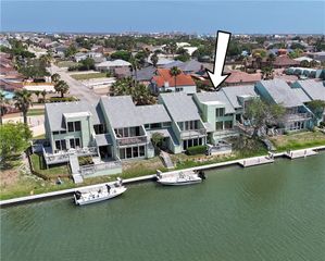 14300 Aloha St 104, Corpus Christi, TX 78418