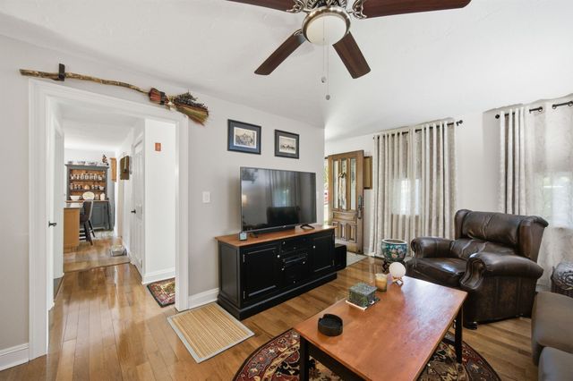30 Canterbury Crossing, Northfield, NH 03276