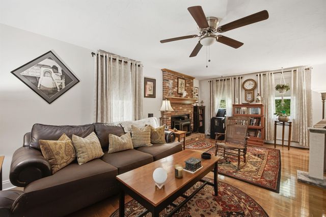 30 Canterbury Crossing, Northfield, NH 03276