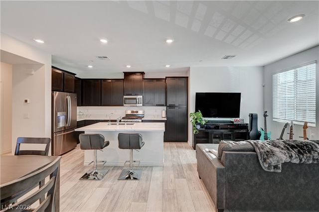 7336 North Decatur Boulevard 2, Las Vegas, NV 89131