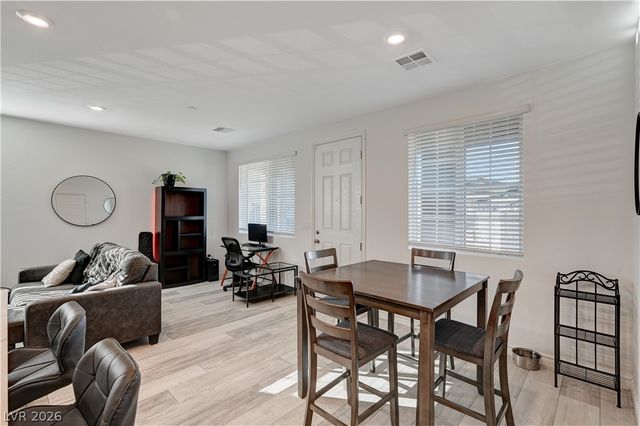 7336 North Decatur Boulevard 2, Las Vegas, NV 89131