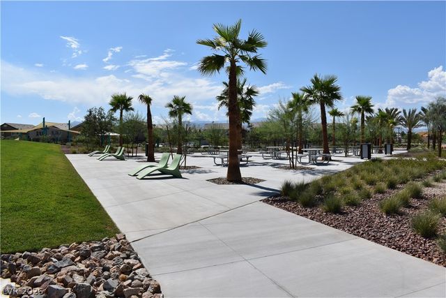 7336 North Decatur Boulevard 2, Las Vegas, NV 89131