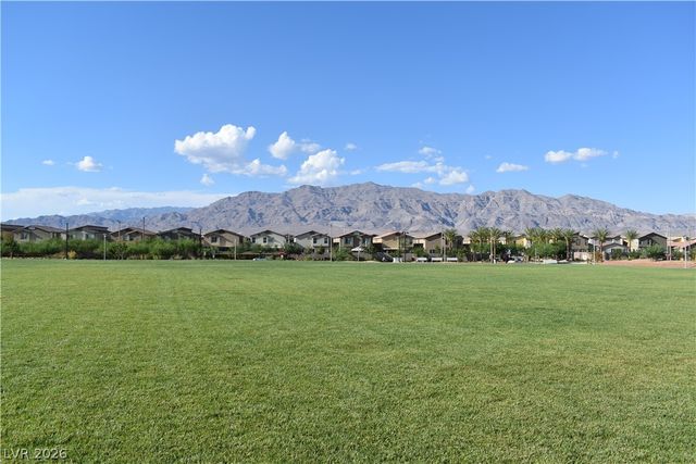 7336 North Decatur Boulevard 2, Las Vegas, NV 89131