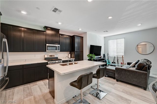 7336 North Decatur Boulevard 2, Las Vegas, NV 89131