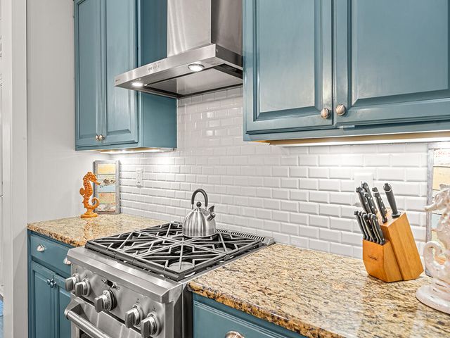 78 W Summersweet Lane, Santa Rosa Beach, FL 32459