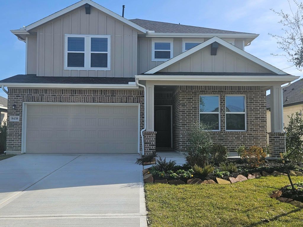 8438 Bay Oaks Drive, Baytown, TX 77523