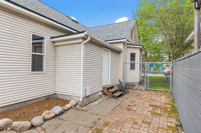 2603 W Mallon Ave, Spokane, WA 99201