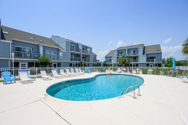 1890 Colony Dr Apt 18C, Surfside Beach, SC 29575